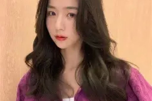 50岁马伊琍新造型惹争议前夫开饭店引关注姚笛用二十年翻红