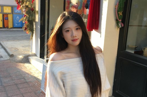 吃相太丑！卖假狂赚百万伊能静遭央视曝光 秦昊也救不了她